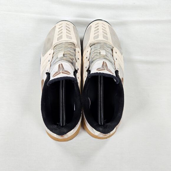 Nike Kobe Bryant Mentality Sail‎ Metallic Golden Black Basketball Shoe Size 7.5 main image 9